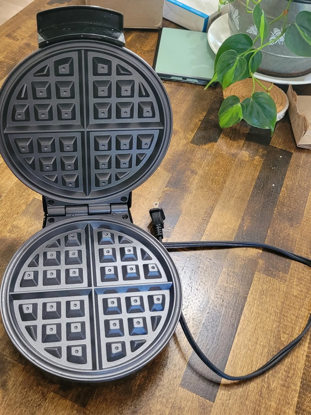 Oster Stainless Steel Belgian Waffle Maker